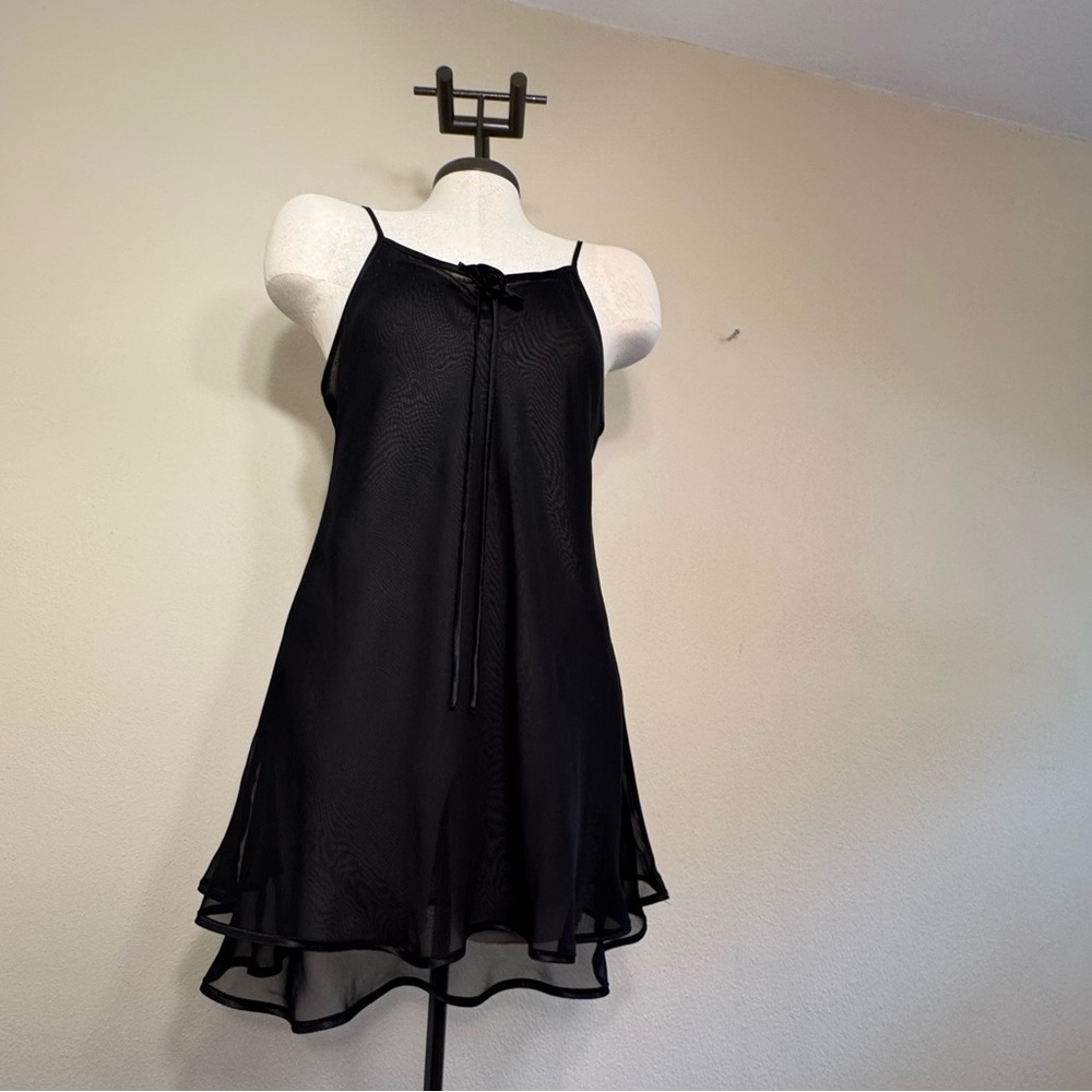 Frederick’s Of Hollywood Sheer Black Lingerie Nightgown - Picture 10 of 16